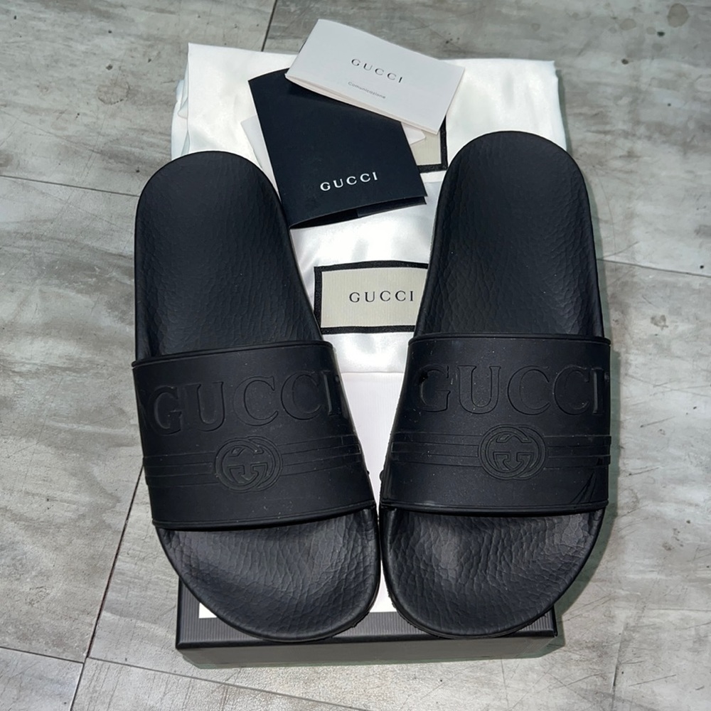 Womens black Gucci slide 38